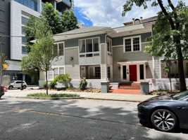 featured image of 146 7th St Ne