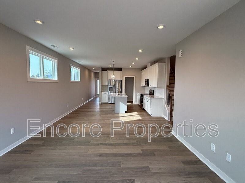 67 Wandering Way - Photo 7 of 21