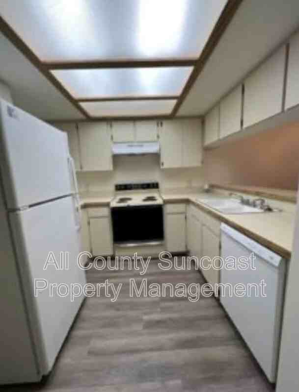 12135 117th St N - Photo 3 of 5