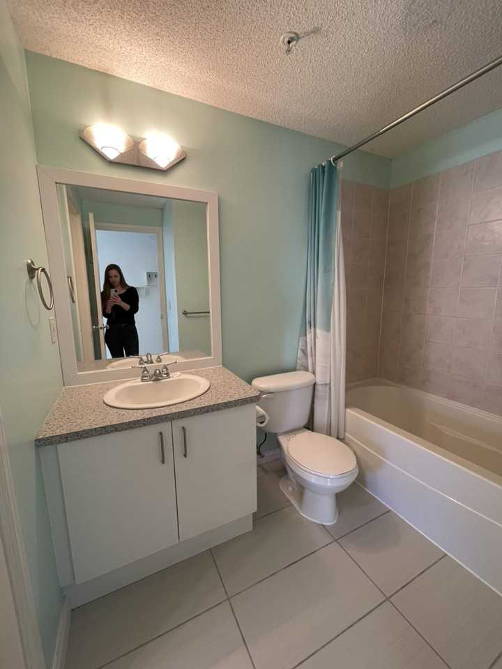 108 15th Avenue SE - Photo 7 of 20