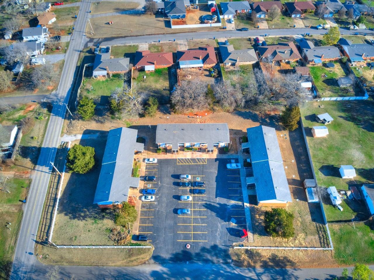 Cedar Creek Apartments - Photo 4 of 39