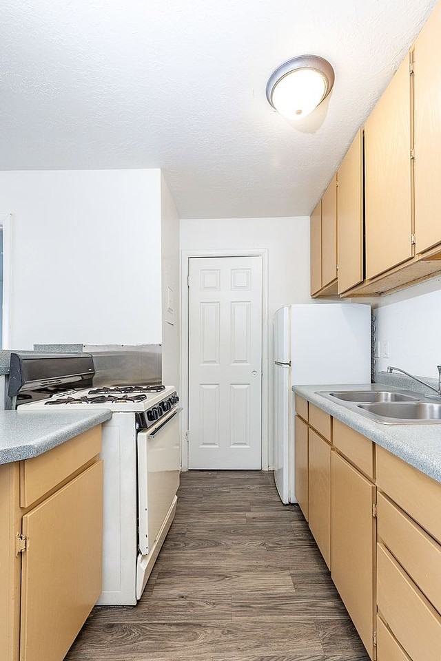 Cozy Apartments located in Salt Lake City! - Photo 4 of 12