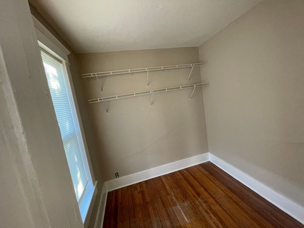 202 202 E Jefferson - 202 E Jefferson St #204 - Photo 3 of 8