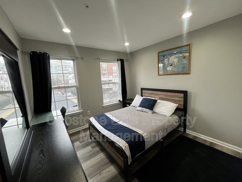 67 Vaughan Dr - Photo 3 of 21