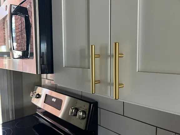 25 South West End Avenue - Photo 3 of 15