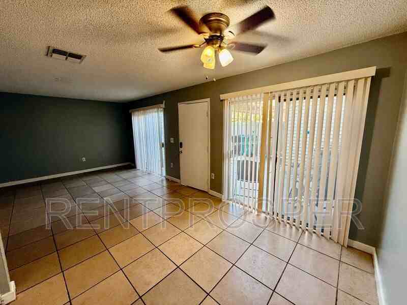 1720 Potomac Ct #1720 - Photo 6 of 21