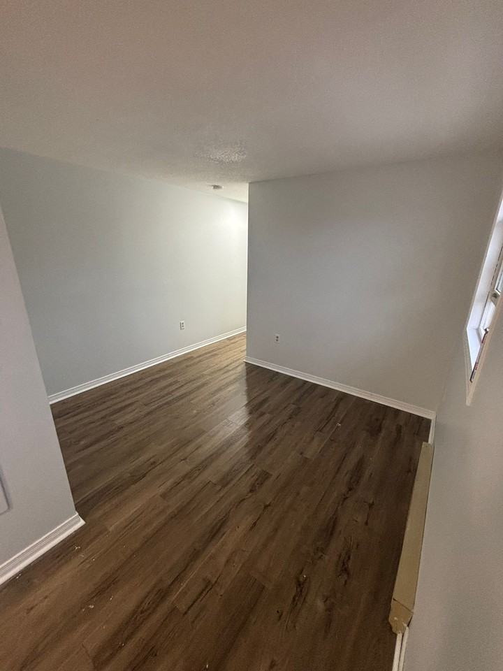 121 Park St #5 - Photo 2 of 11