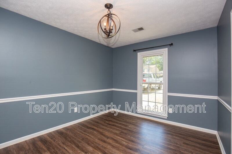 7664 Northfield Dr - Photo 7 of 24