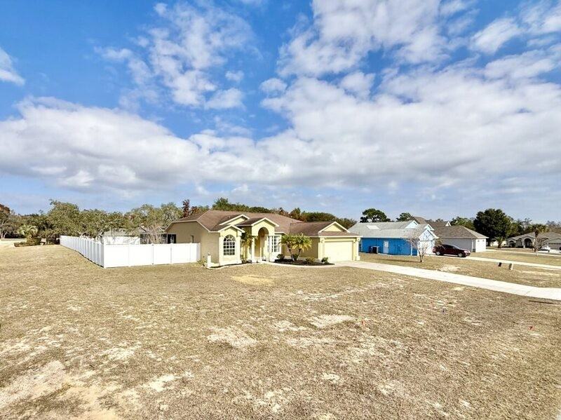 13131 Zarbis Dr - Photo 7 of 50