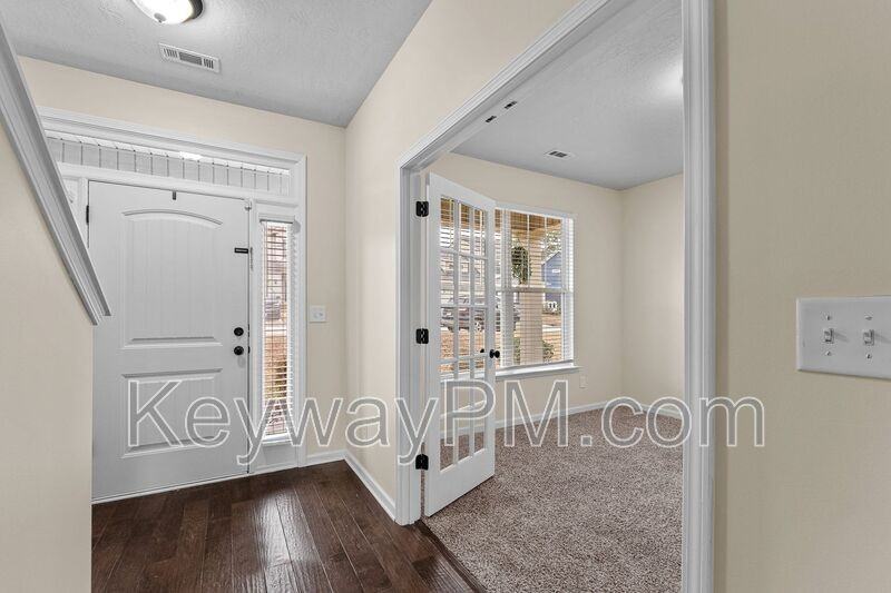 307 Crown Heights Way - Photo 3 of 20