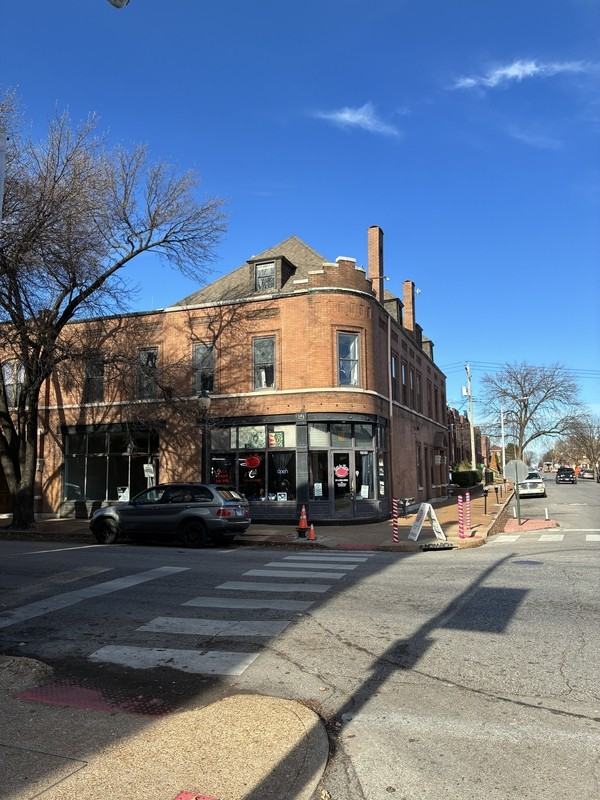 3349 Nebraska Ave - Photo 3 of 23