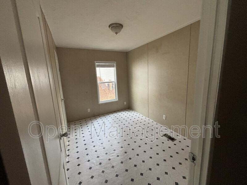 356 Bayhead Dr - Photo 7 of 10