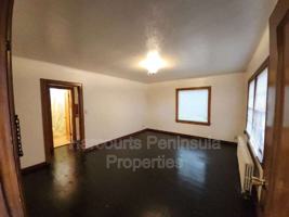 featured image of 949 Washington Ave #A