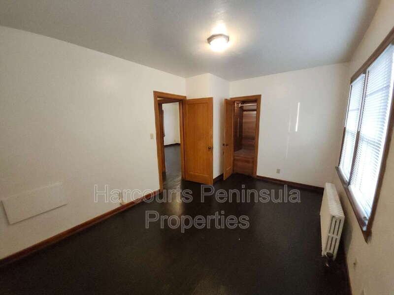 949 Washington Ave #A - Photo 5 of 9