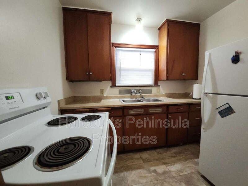 949 Washington Ave #A - Photo 7 of 12