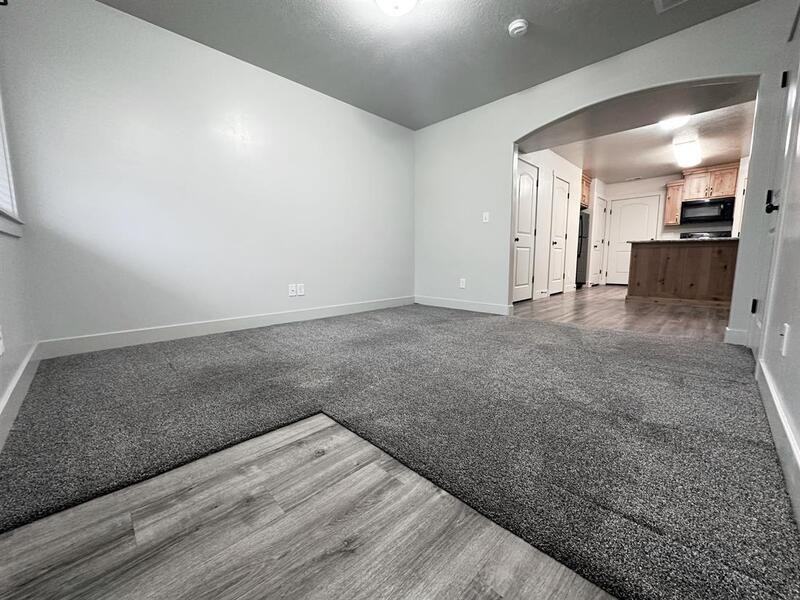 483 Nw #7 - Photo 3 of 15