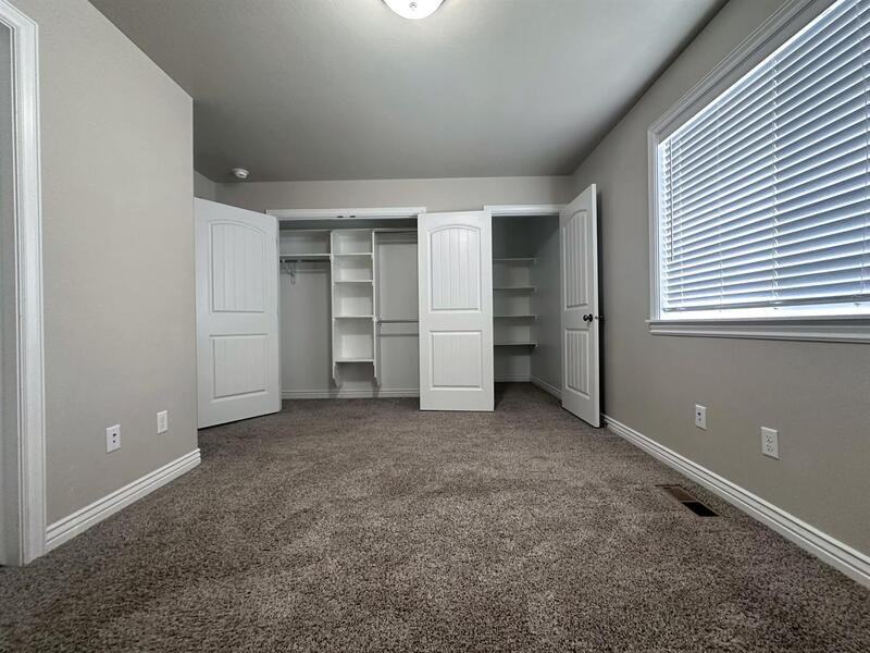 465 Nw #D - Photo 4 of 9