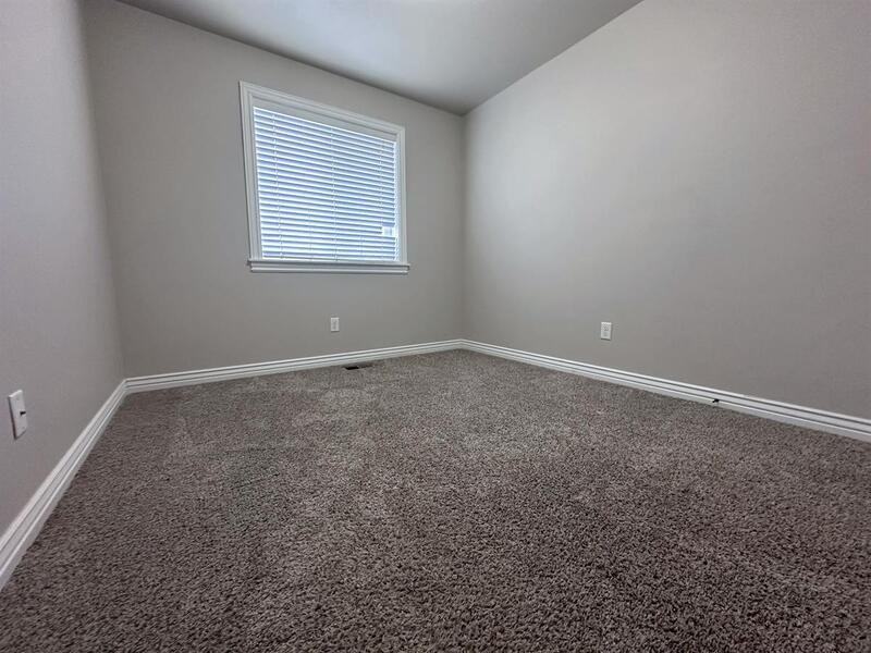 465 Nw #D - Photo 6 of 9