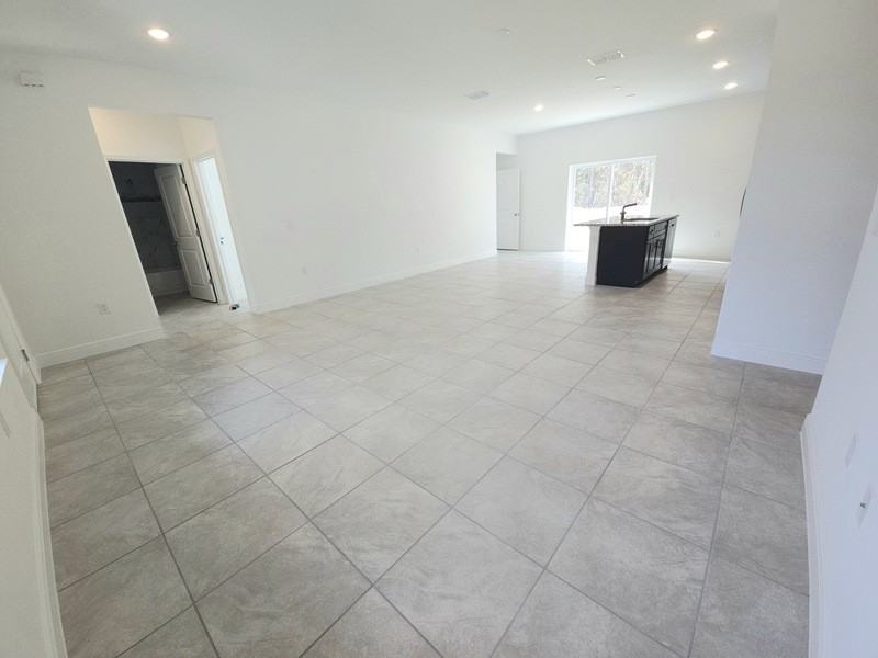 7130 N Cricket Dr - Photo 2 of 12