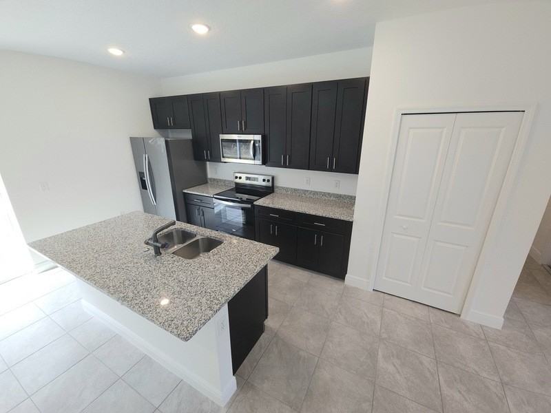 7130 N Cricket Dr - Photo 3 of 12