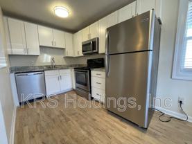938 W Ocean View Ave - Photo 1 of 1