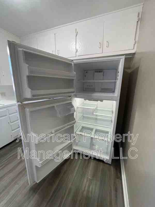 2405 N Urbana Ave - Photo 7 of 25