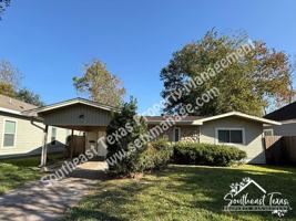 featured image of 4455 S 5th St