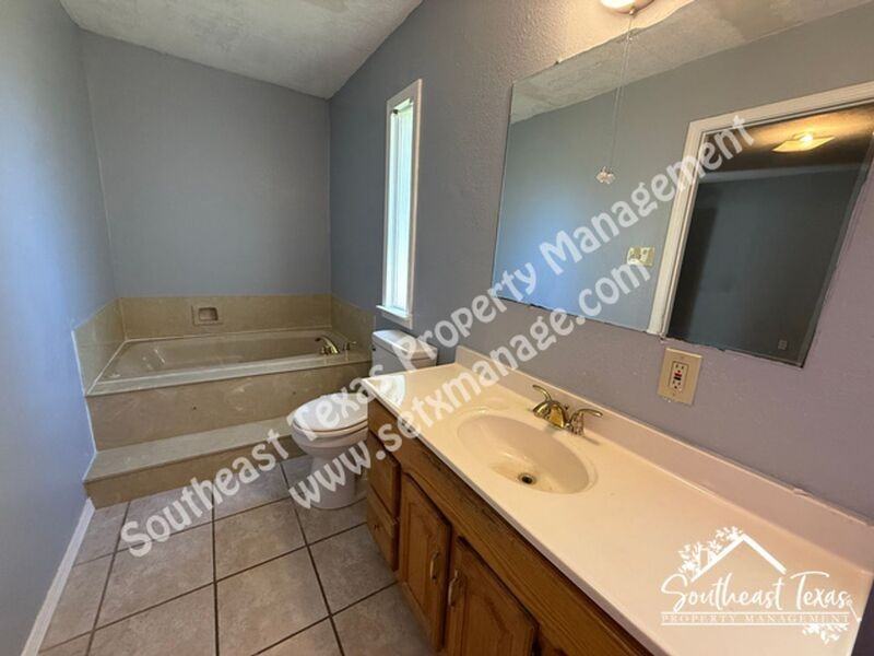 4455 S 5th St - Photo 7 of 12