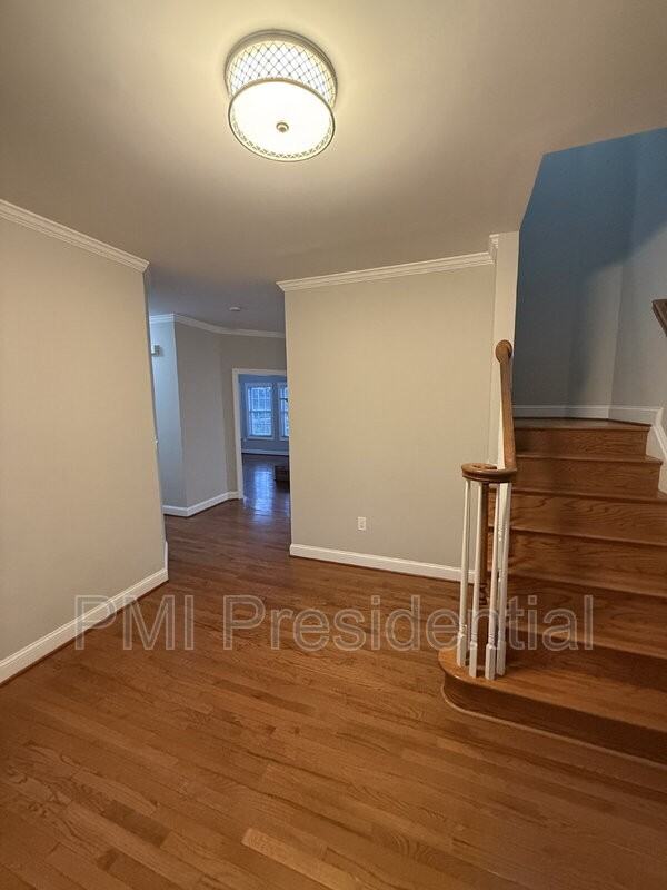 14030 Wiley Cir - Photo 4 of 28