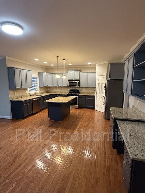 14030 Wiley Cir - Photo 7 of 28