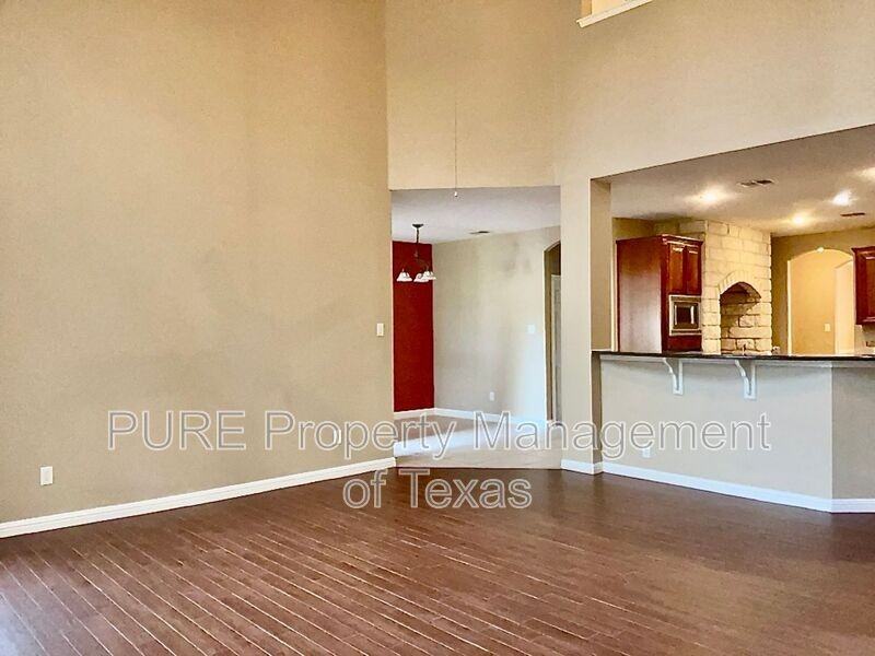 7015 Tanaqua Ln - Photo 6 of 28