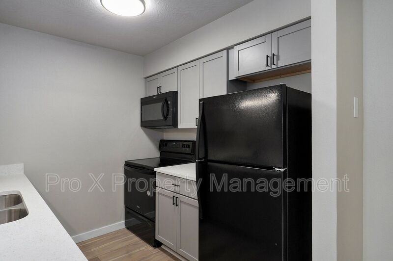 2213 E Macs Ct #18 - Photo 7 of 15