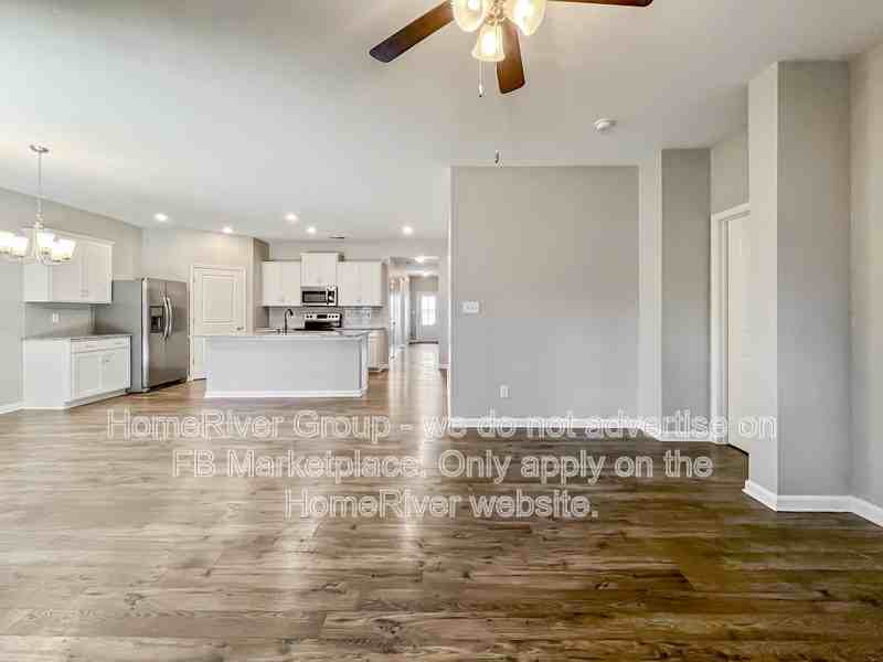 160 Aberdeen Dr - Photo 3 of 22