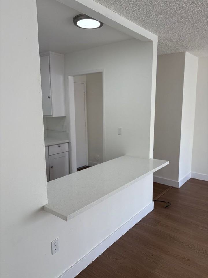 6815 Kelvin Ave. - Photo 7 of 23