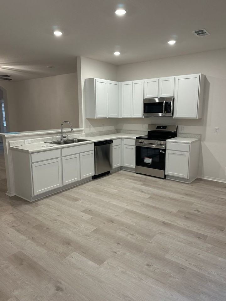 84 Farmhouse Cir - Photo 7 of 14