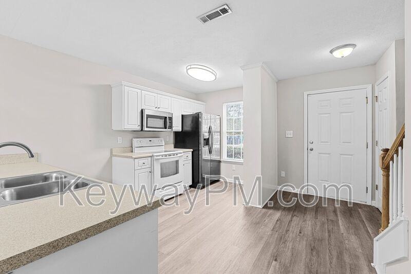 1021 Micah Trce - Photo 7 of 24