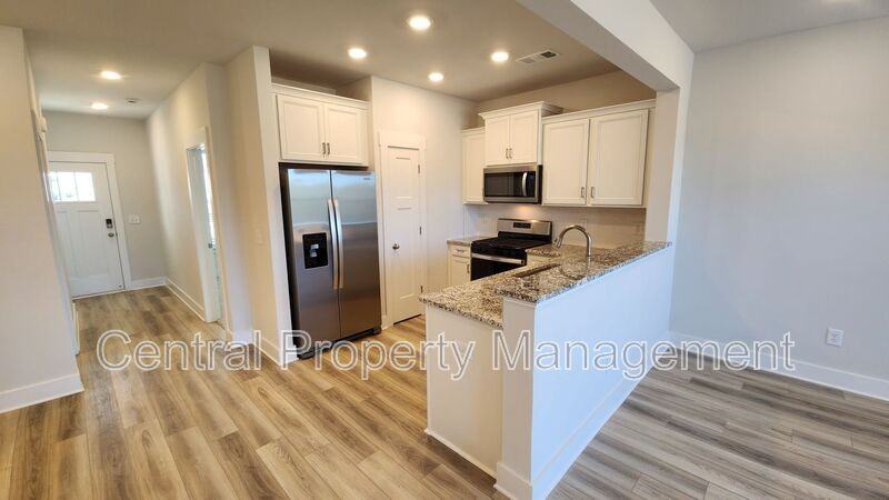 143 Dalmatian Dr - Photo 5 of 28