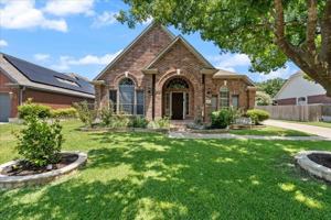 featured image of 1505 Laurel Oak Loop