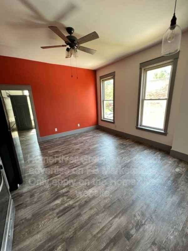 4035 Nebraska Ave #3 - Photo 5 of 17