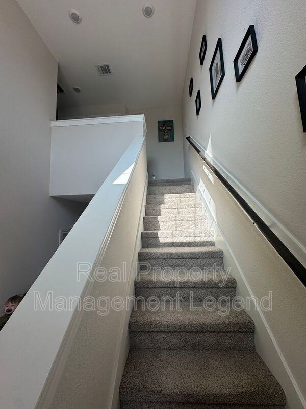 1210 Bullock Dr - Photo 7 of 13