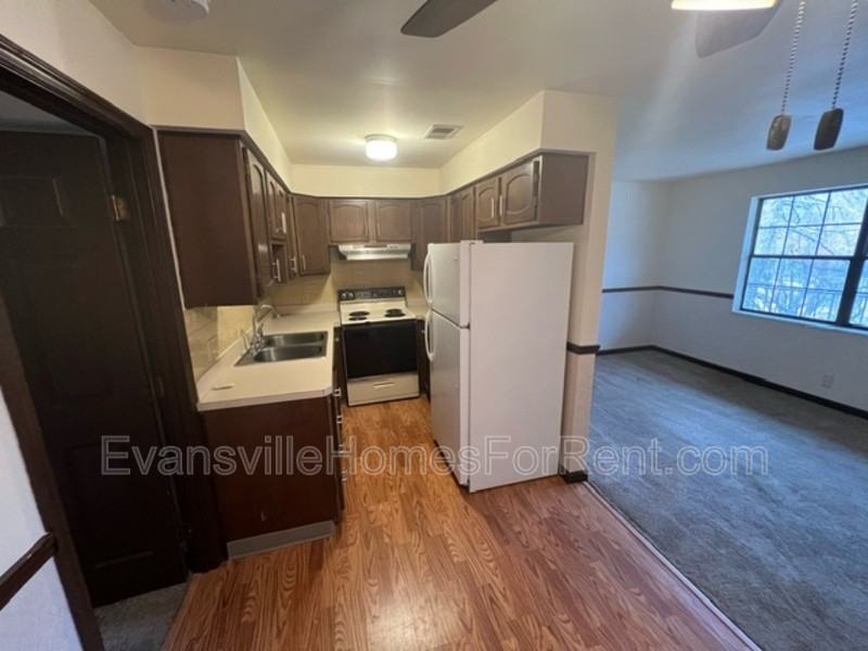 1616 Speaker Rd - Photo 2 of 6