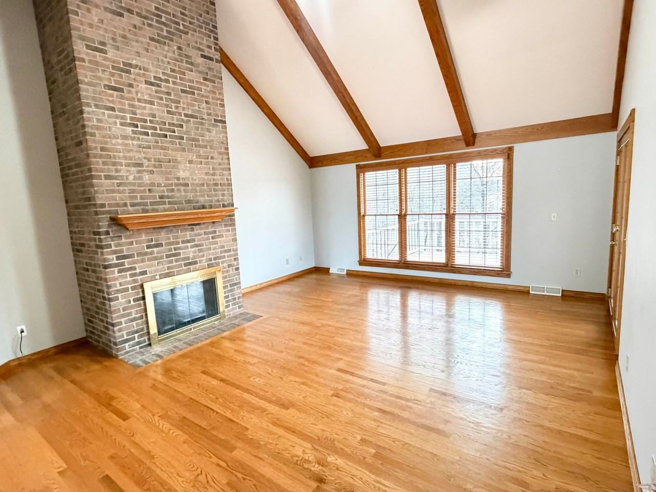 2171 Litz Blvd - Photo 2 of 33