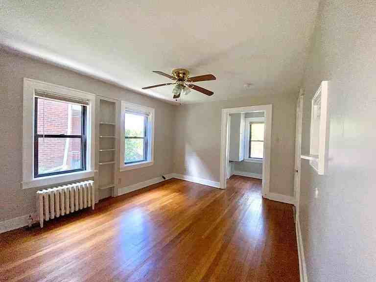 SHADY DRIVE WEST-- 194 - Photo 2 of 7