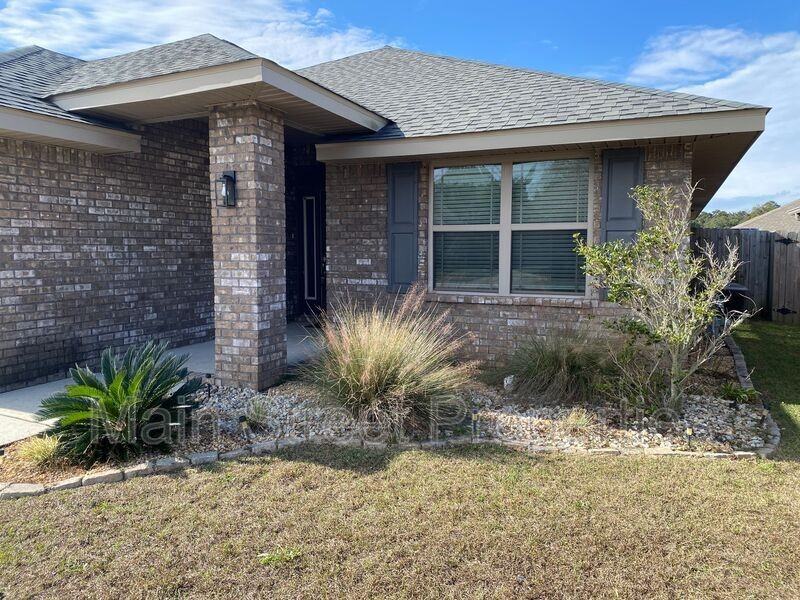 4417 Fiske St - Photo 3 of 37