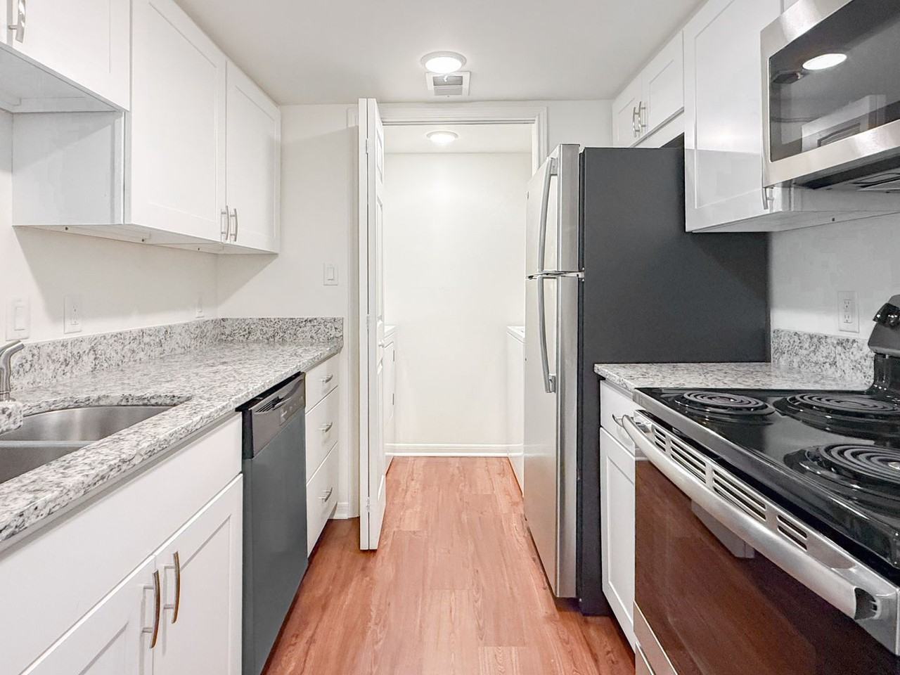 Gentry Square Apartments - Photo 2 of 36