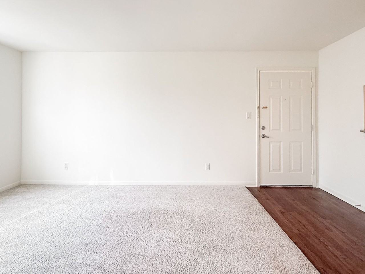 Gentry Square Apartments - Photo 5 of 36