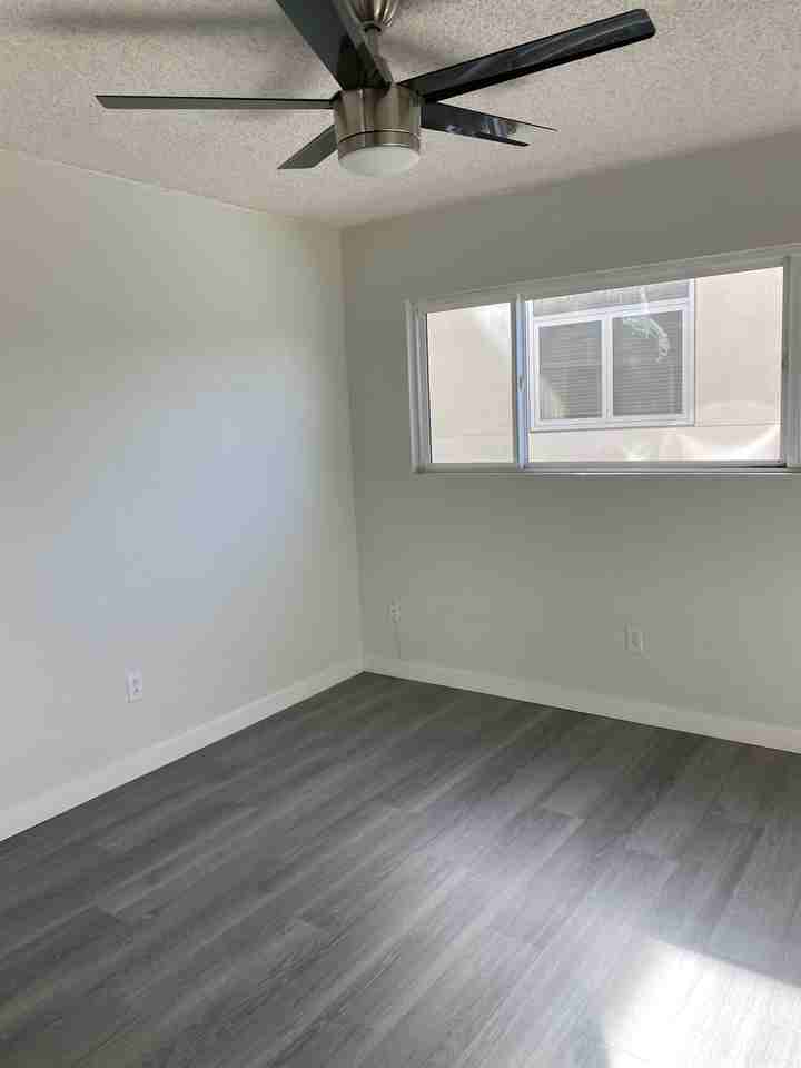 1575 Scott Street - Photo 6 of 18