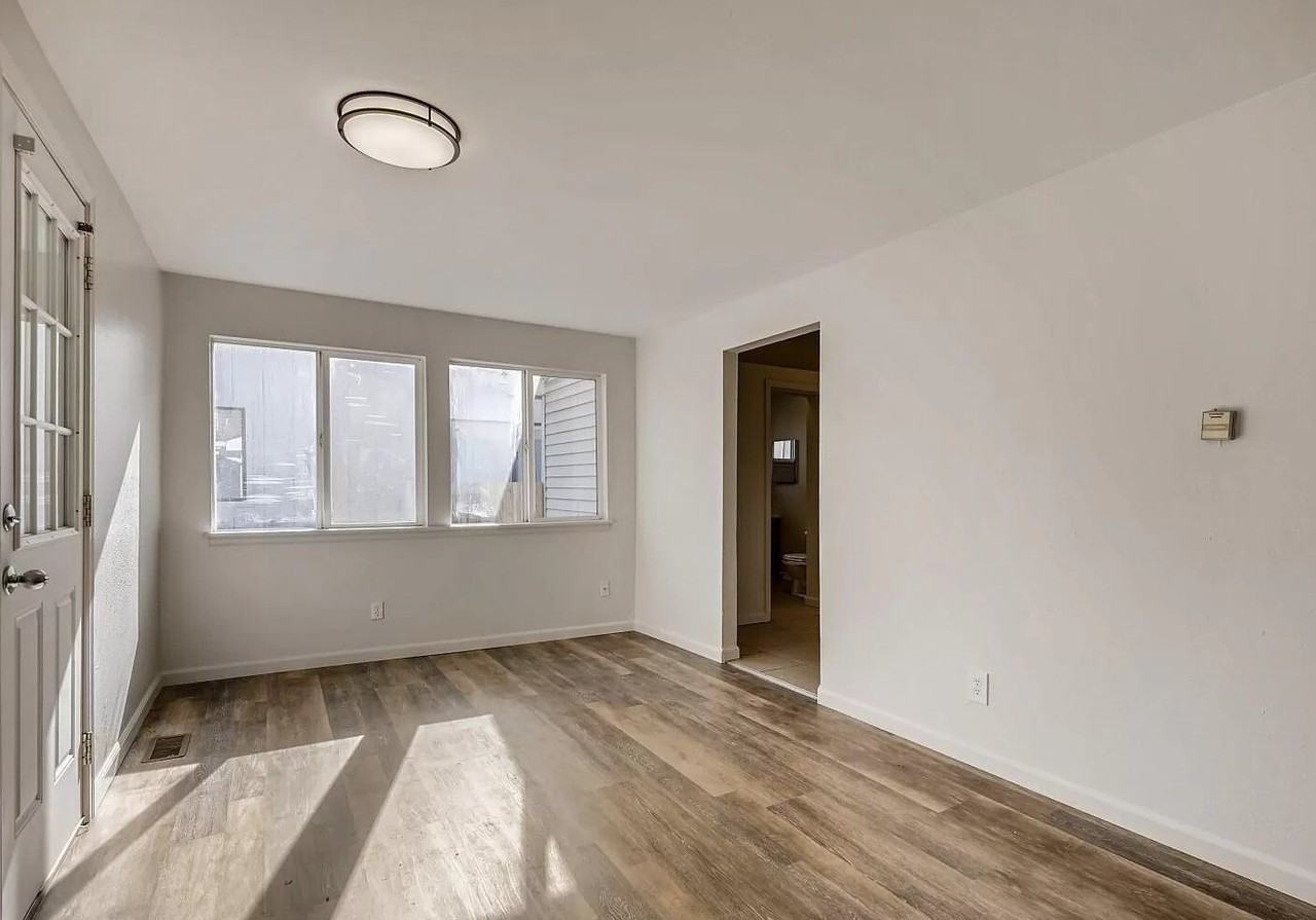 2831 S CHEROKEE ST - Photo 4 of 18