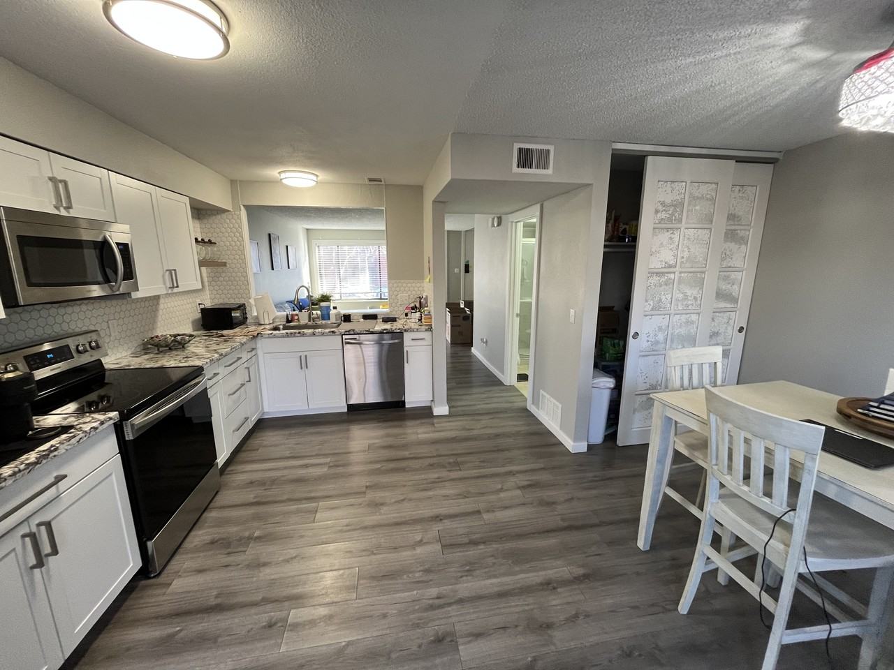 1227 S DILLON WAY - Photo 7 of 18