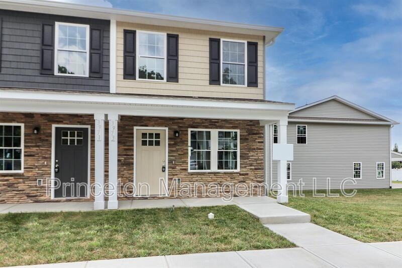 3973 Newhall Dr Nw - Photo 2 of 38